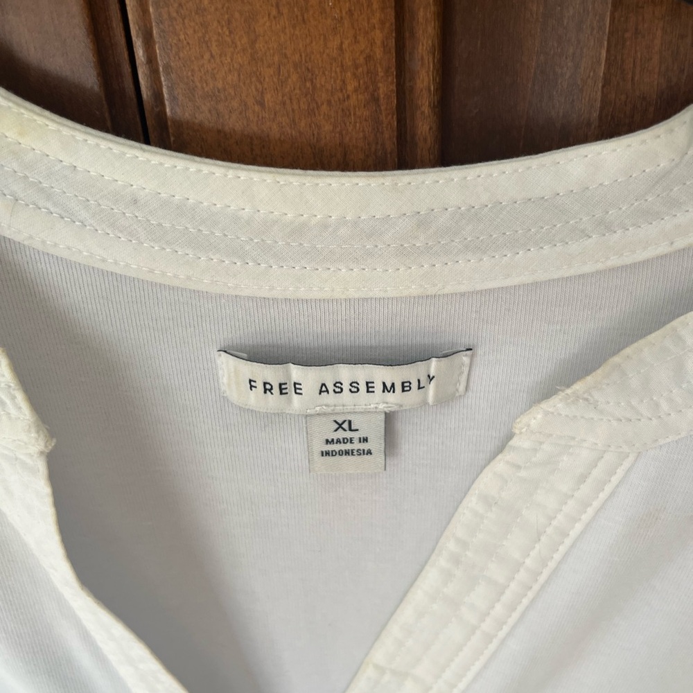 Women's Cream Blouse